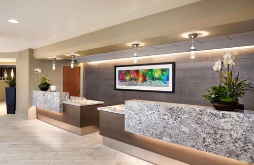 North San Antonio - SAT Hotel | Embassy Suites San Antonio Airport