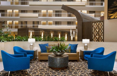 North San Antonio - SAT Hotel | Embassy Suites San Antonio Airport