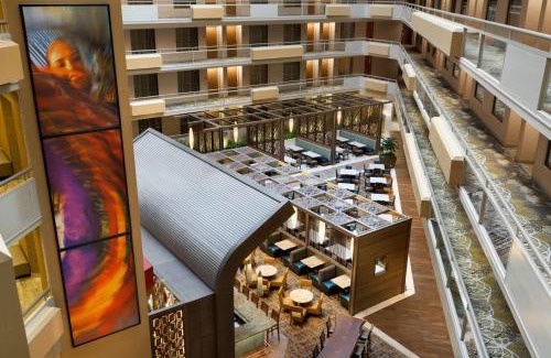 North San Antonio - SAT Hotel | Embassy Suites San Antonio Airport