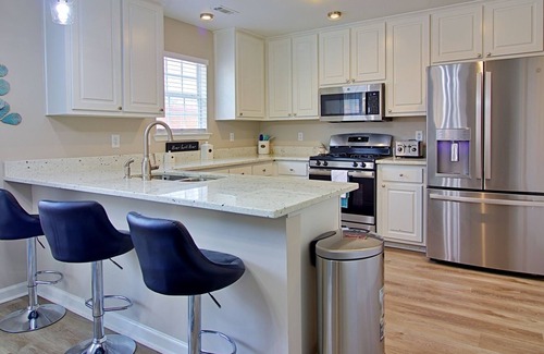 Fairburn Casa | Embellished Sapphire Home 10 mins to Atl Airport