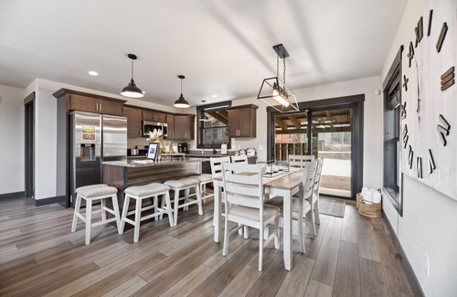 Lead Casa | Embers Gulch 1 brand new duplex, wifi, hot tub, paved roads, shared pool access