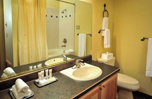 Brian Head Cabina | Embrace the mountain magic and enjoy the cozy lodge life in Brian Head, Utah!