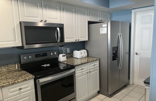 Panama City Beach Condominio | Emerald Beach Resort #731 Gulf Front, Spectacular Views, Family Owned!