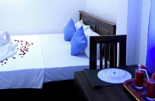 Daluwakotuwa Hotel | Emerald Coast Hotel Negombo