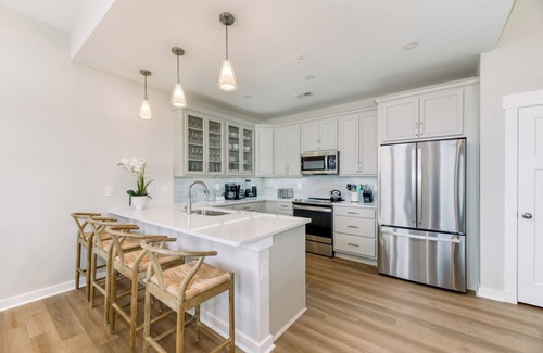 Bermuda Bay Condominio | Emerald Escape 3 Bedroom Condo at Hamilton Cay Reserve