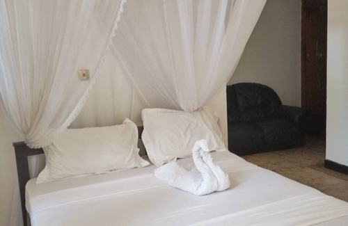 Kunduchi Casa | Emerald House