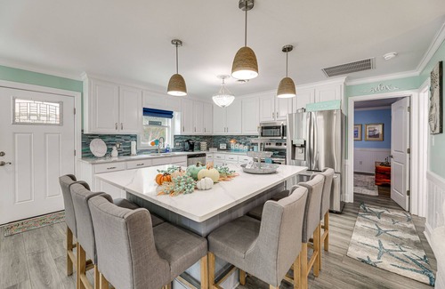 Emerald Isle Apartamento | Emerald Isle Beach House: Walk to the Sand!