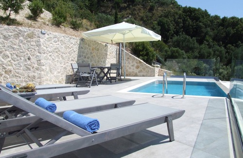 Agios Nikitas Villa | VILLA SUPERIOR ESMERALDA - AGIOS NIKITAS LEFKADA