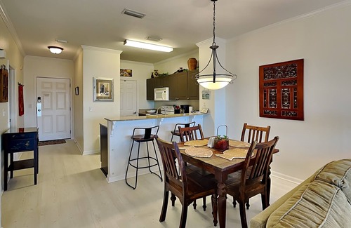 Frangista Beach Condominio | Emerald Waters by Southern Vacation Rentals