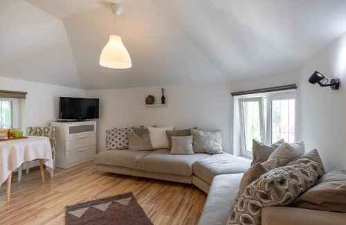 Zvezdara Apartamento | Emi Quiet & Cozy Stay