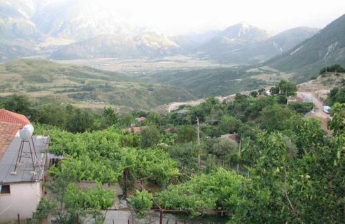 Gjirokaster Apartamento | Emily Cottage house in Gjirokaster