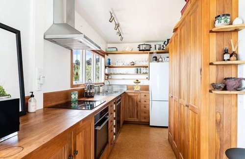 Kaiteriteri Casa | Emily's Beach House - Kaiteriteri Holiday Home