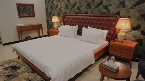 G-9 Sector Casa | Emirates Lodges