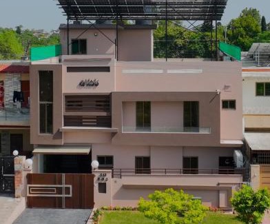 G-9 Sector Casa | Emirates Lodges