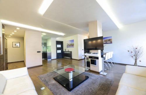 Zvezdara Apartamento | Emma