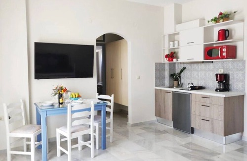 Platanes Apartamento | Emorfia's Apartments No4 - 300m to the beach