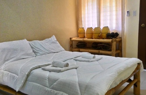 Silang Hotel | Emperor's Suites