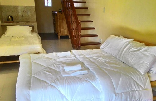 Silang Hotel | Emperor's Suites