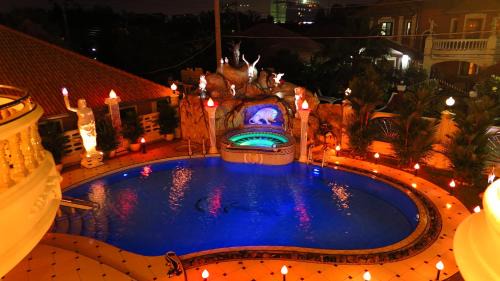 South Pattaya Villa | EMPIRE LAND Luxury Tropical Villa Pattaya Walking Street 4 Bedrooms