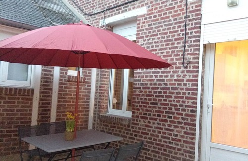 Peronne Casa | Emplacement Calme Gîte Chic et Accueillant