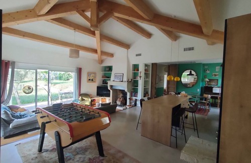 Cuers Casa | Emplacement Idéal Dans le Var !