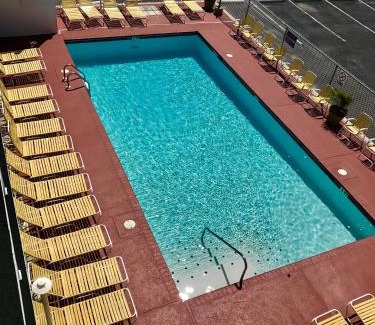Ocean City Hotel | Empress Motel