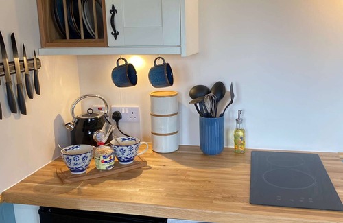 Llanfarian Cabina | En-suite Shepherds Huts