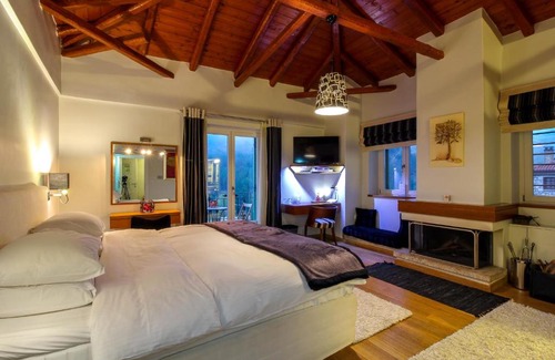 Dimitsana Casa | Enastron Guesthouse