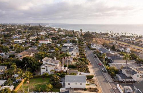 Encinitas Casa | ENC-1035 - Charming Coastal Cottage