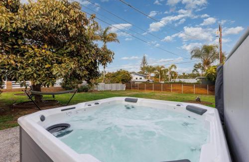 Encinitas Casa | ENC-1035 - Charming Coastal Cottage