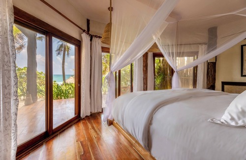 Zona Hotelera Complejo | Encantada Tulum
