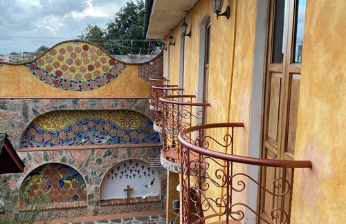 Coatepec Apartamento | Encantadora habitación de mágico hotel. ¡Es único! En el centro de Coatepec