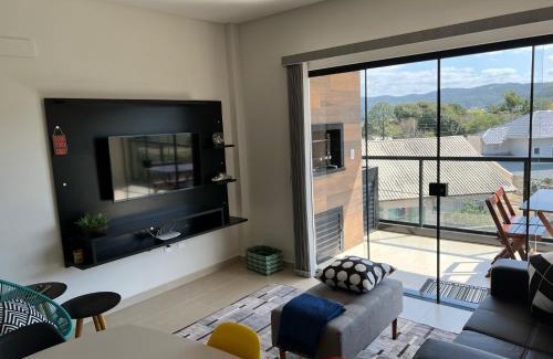 Mariscal Apartamento | Encanto de apartamento, novo! A 290 metros da praia do Canto Grande!