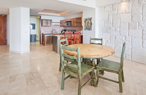 Puerto Penasco Condominio | Encanto Living 0403 por Kivoya