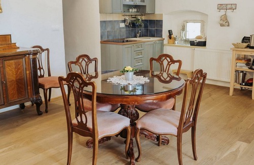 Dobrova-Polhov Gradec Apartamento | Enchanted Misty Valley Cottage Apartments - One Bedroom Apartment
