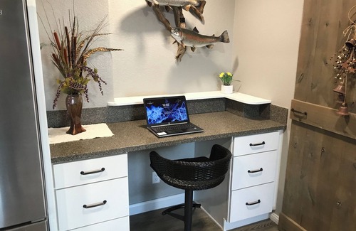 Rapid City Casa | Enchanted Studio & secluded outdoor patio oasis with gorgeous views