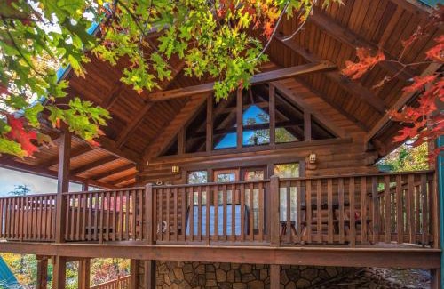 Black Bear Falls Casa | Enchanted View Lodge cabin