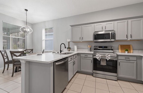 Haines City Casa | Enchanted villa near Disney, Universal, Legoland, and prestigious golf courses