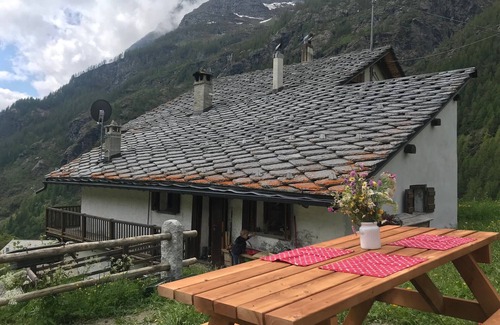 Gressoney-la-Trinite Casa | Encantador chalet en las pistas de esquí