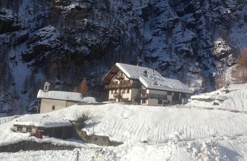 Gressoney-la-Trinite Casa | Encantador chalet en las pistas de esquí