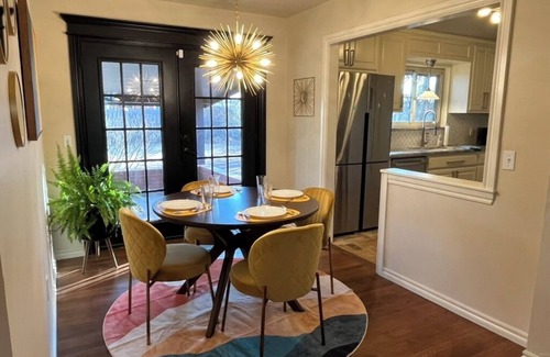 Central Oklahoma City Casa | Enchanting 3BR house with MCM decor in The Village