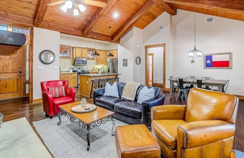 Jonestown Casa | Enchanting cabin-like home & casita with shared pool, hot tub & washer/dryer