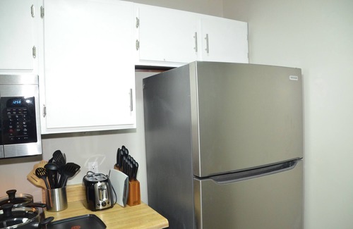 Enterprise Apartamento | Enchanting Oasis - Centrally located! Quiet, great TDY spot, family friendly.