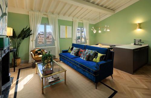 Santa Maria Novella Apartamento | ENCHANTING PENTHOUSE with a breathtaking 360 degrees Panoramic View in the Heart of Florence