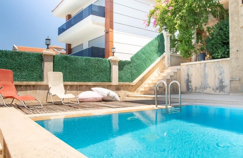 Cesme Villa | Enchanting Villa with Backyard in Cesme near Beach