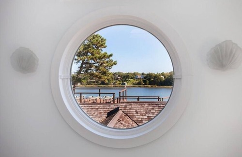 Orleans Casa | Encantador escape frente al mar en Pleasant Bay