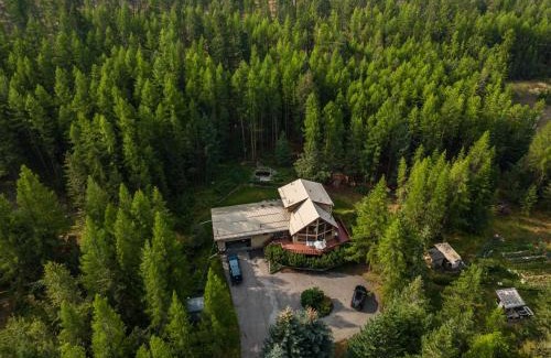 East Kootenay Cama Y Desayuno | End of the road B & B