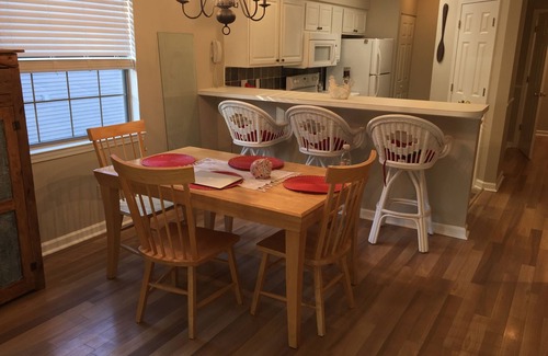 Pawleys Island Condominio | Unidad final 5 min a la playa. A pasos de la piscina / jacuzzi. Golf. Cerca de restaurantes. Wifi