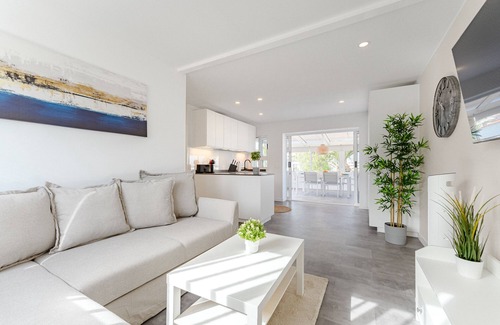 El Madronal Apartamento | Endless Summer Beach Apartment - Casa Regnilla