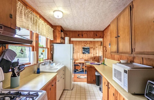 Gilford Casa | Endless Summer Cottage